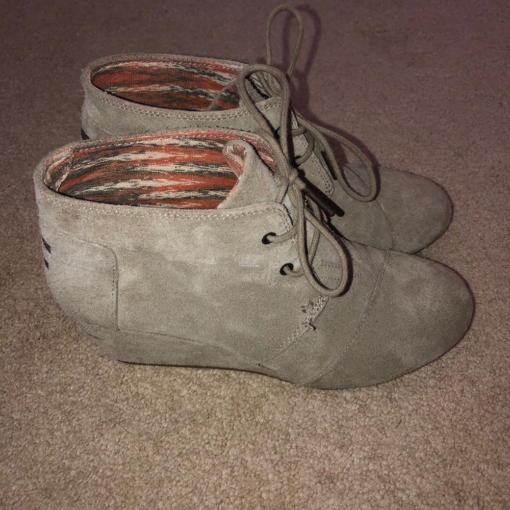 TOMS Wedge Booties